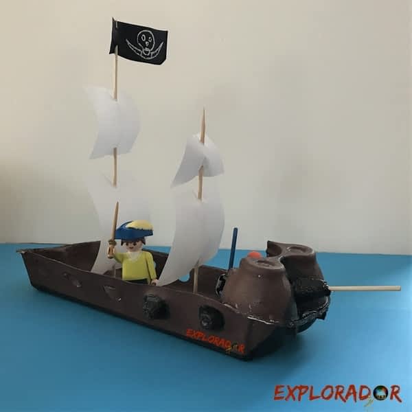 bateau pirate recup boite oeufs