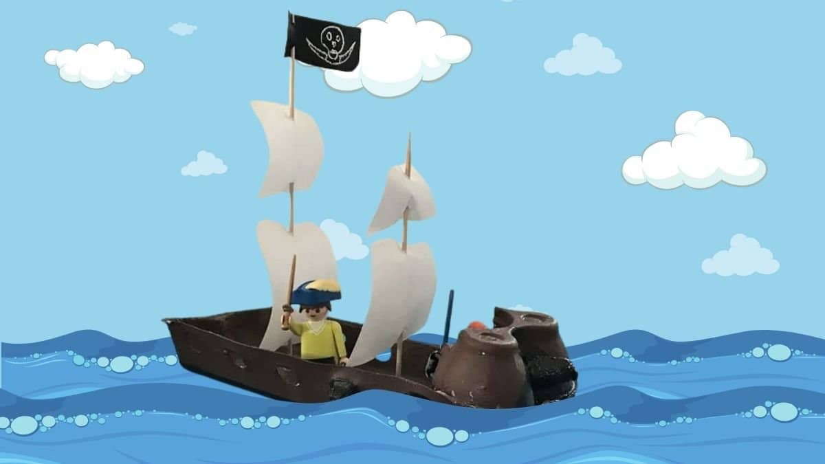 bateau pirate diy en boite carton d'oeufs